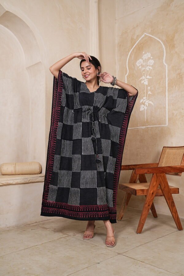 Women’s Black Striped Printed Long Kaftan Dress | Free Size | 52 Inch Length | Relaxed Fit