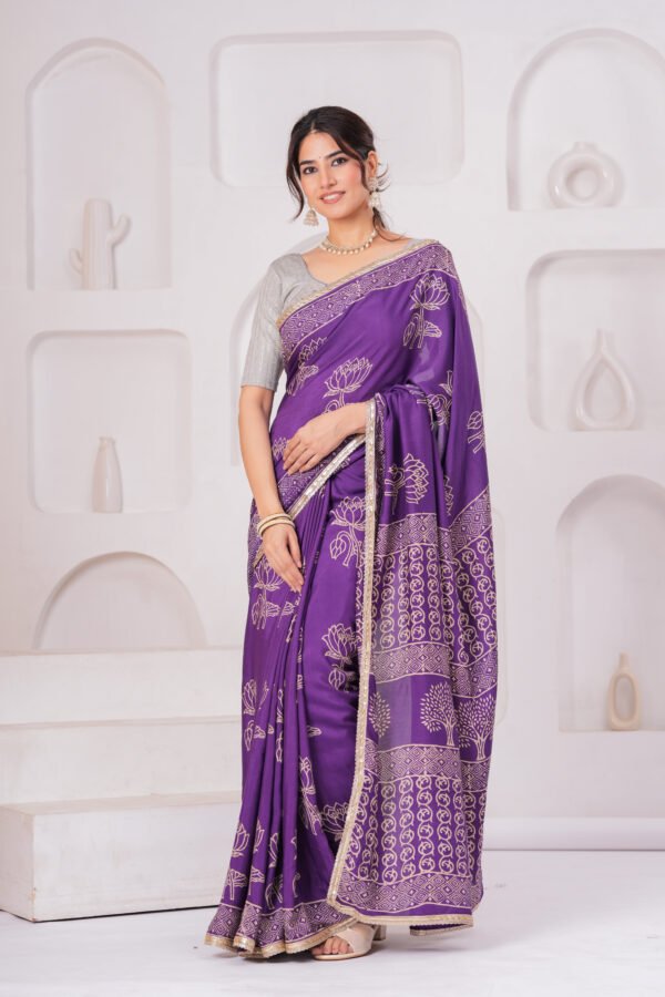 Elegant Muslin Modal Silk Printed Saree with Zari Border & Designer Pallu