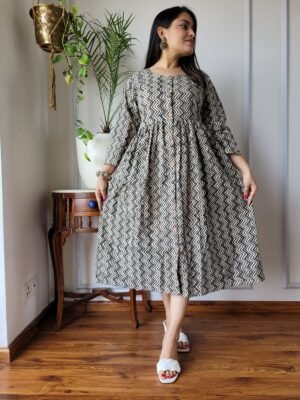 Black & Beige Zig-Zag Cotton A-Line Dress