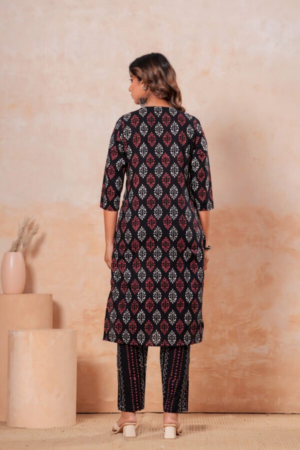 Women’s Printed Kurta Pant Set (Black)