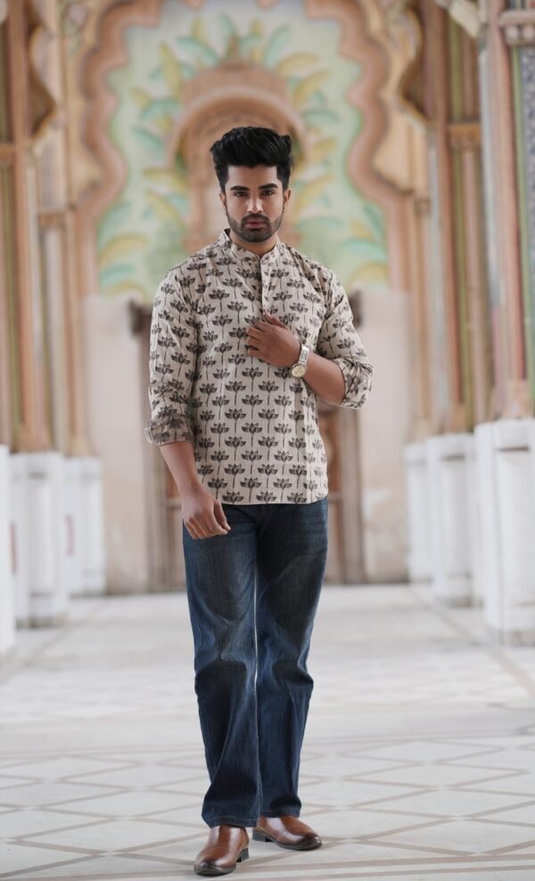 Men’s Printed Short Kurta – Elegant Casual Ethnic Wear (Beige)