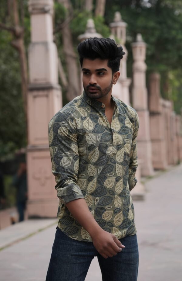 Men’s Printed Short Kurta – Premium Leaf Print (Olive Green)