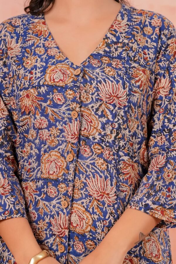 Women’s Floral Printed Shirt – Blue